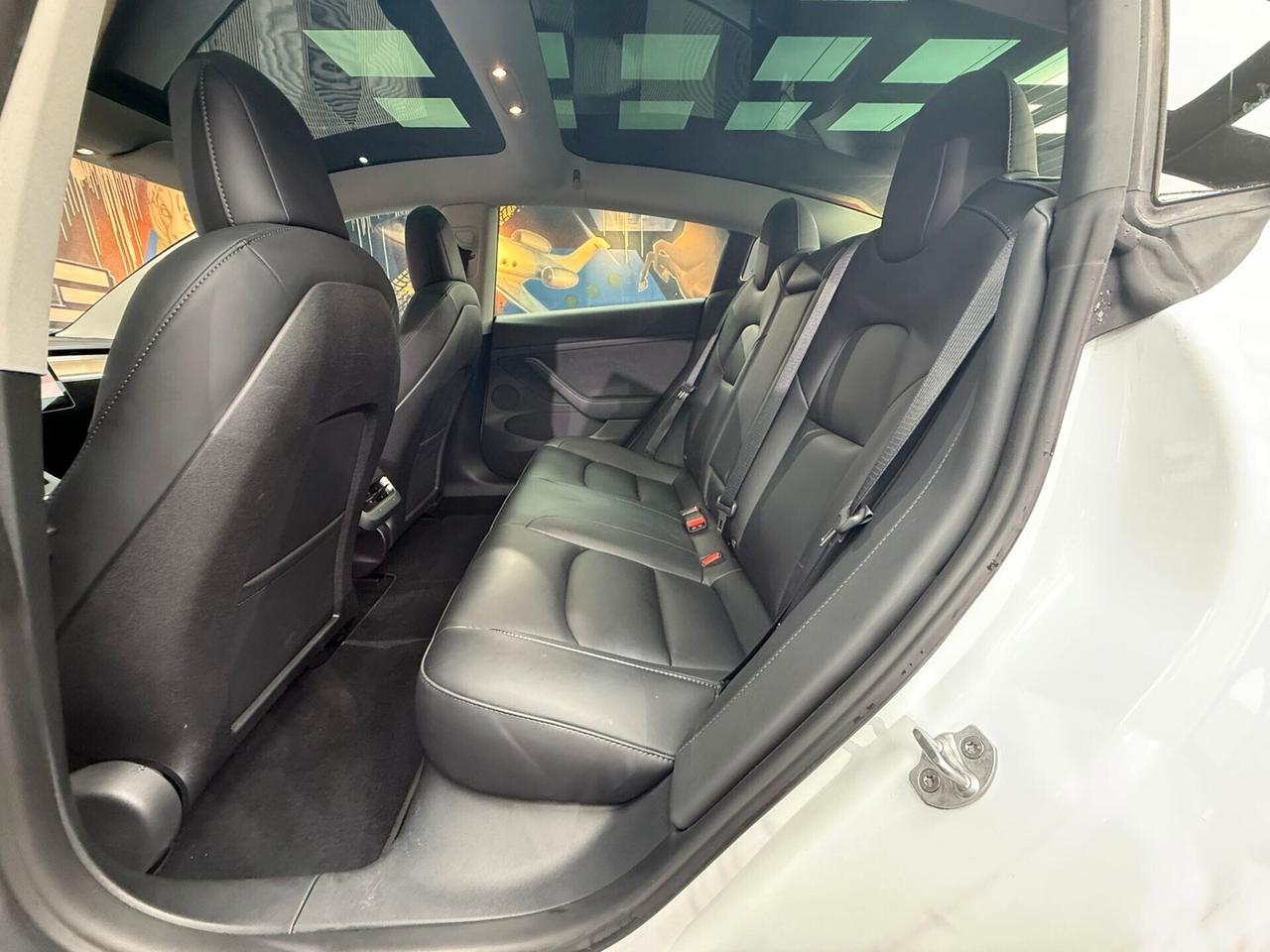 Tesla Model 3 Long Range AWD Performance (097)