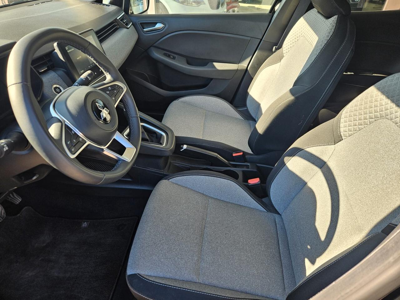 Mitsubishi Colt 1.0L turbo 90 CV Invite