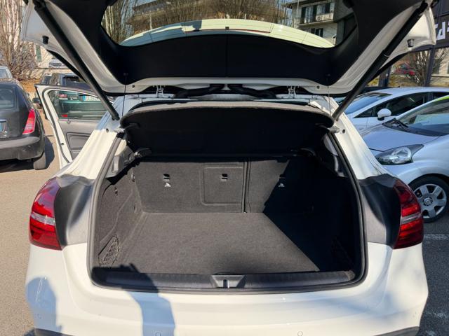 MERCEDES-BENZ GLA 220 4 Matic Sport Automatica