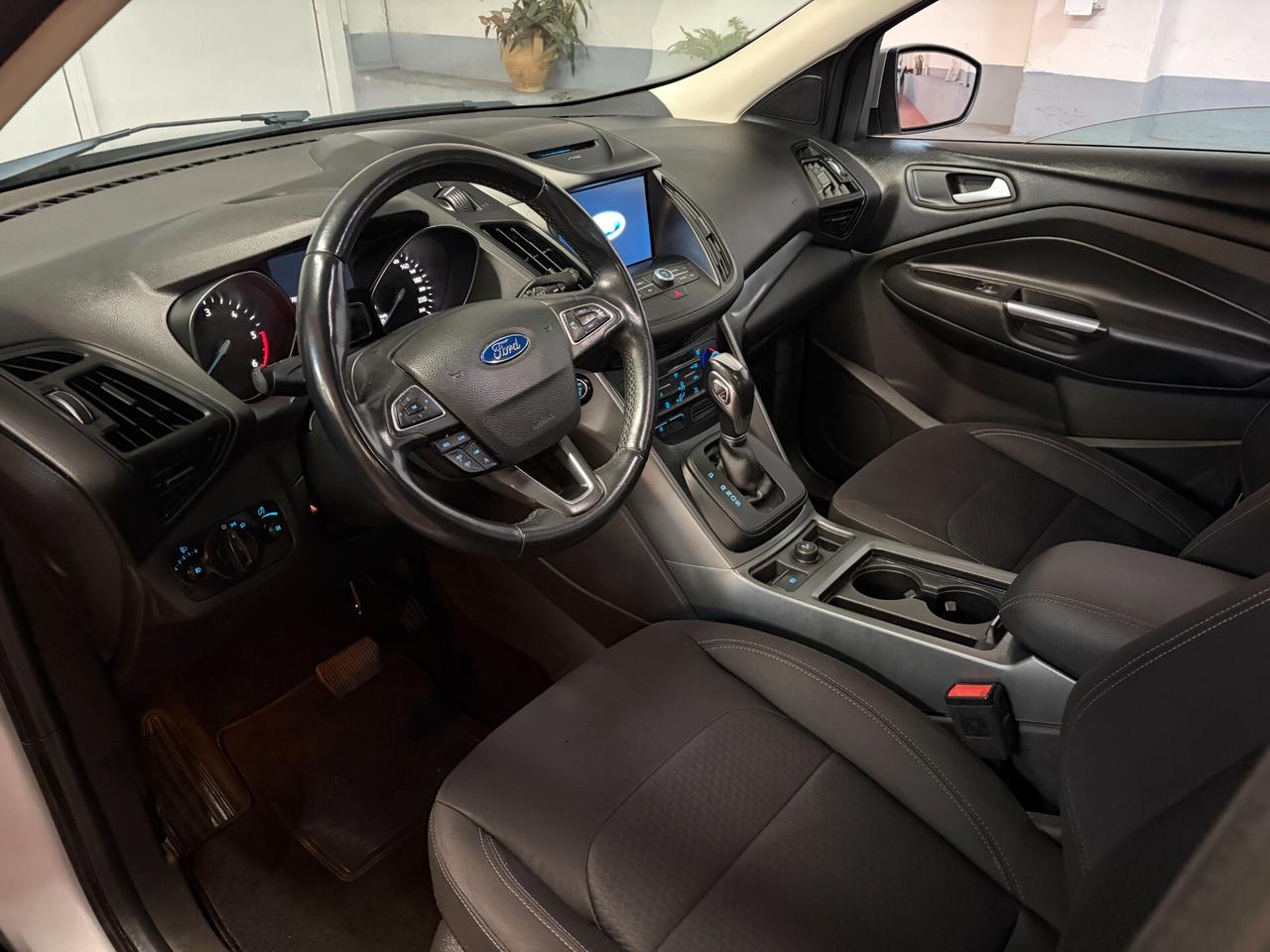 Ford Kuga 2.0 TDCI 120 CV S&S 2WD Business