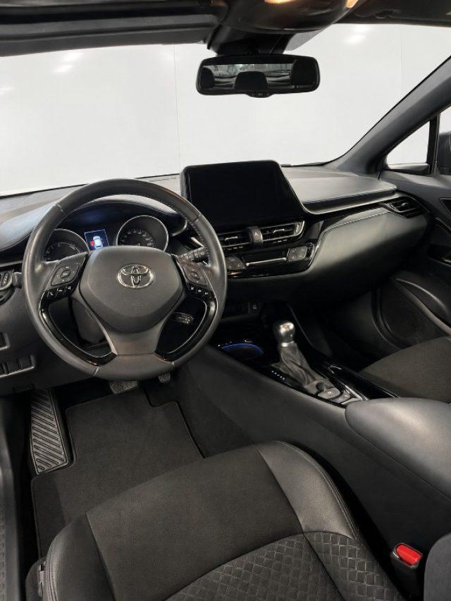 TOYOTA C-HR 1.8 Hybrid E-CVT Trend