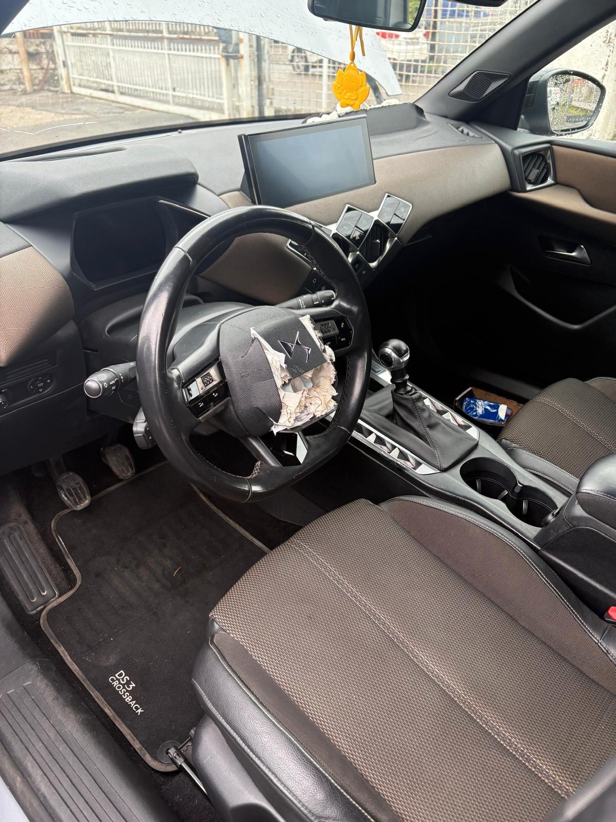 Ds DS3 3 Crossback BlueHDi 100 Performance Line SINISTRATA