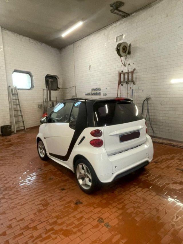 SMART ForTwo 1000 52 kW MHD coupé pulse