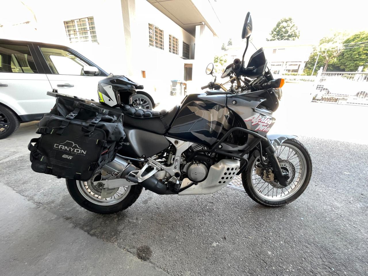 Honda Africa Twin XRV 750 XRV 750 Africa Twin 1997 accessoriata