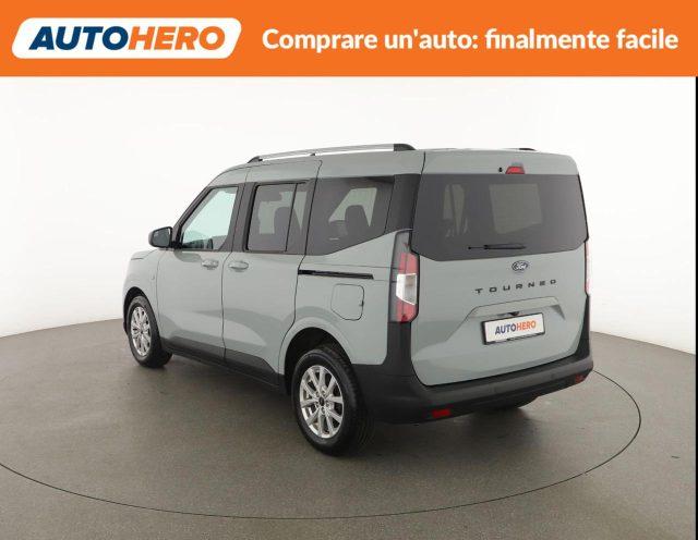 FORD Tourneo Courier 1.0 EcoBoost Titanium