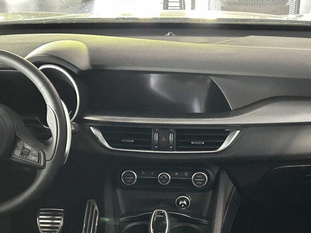 Alfa Romeo Stelvio 2.2 t Sprint Q4 210cv auto