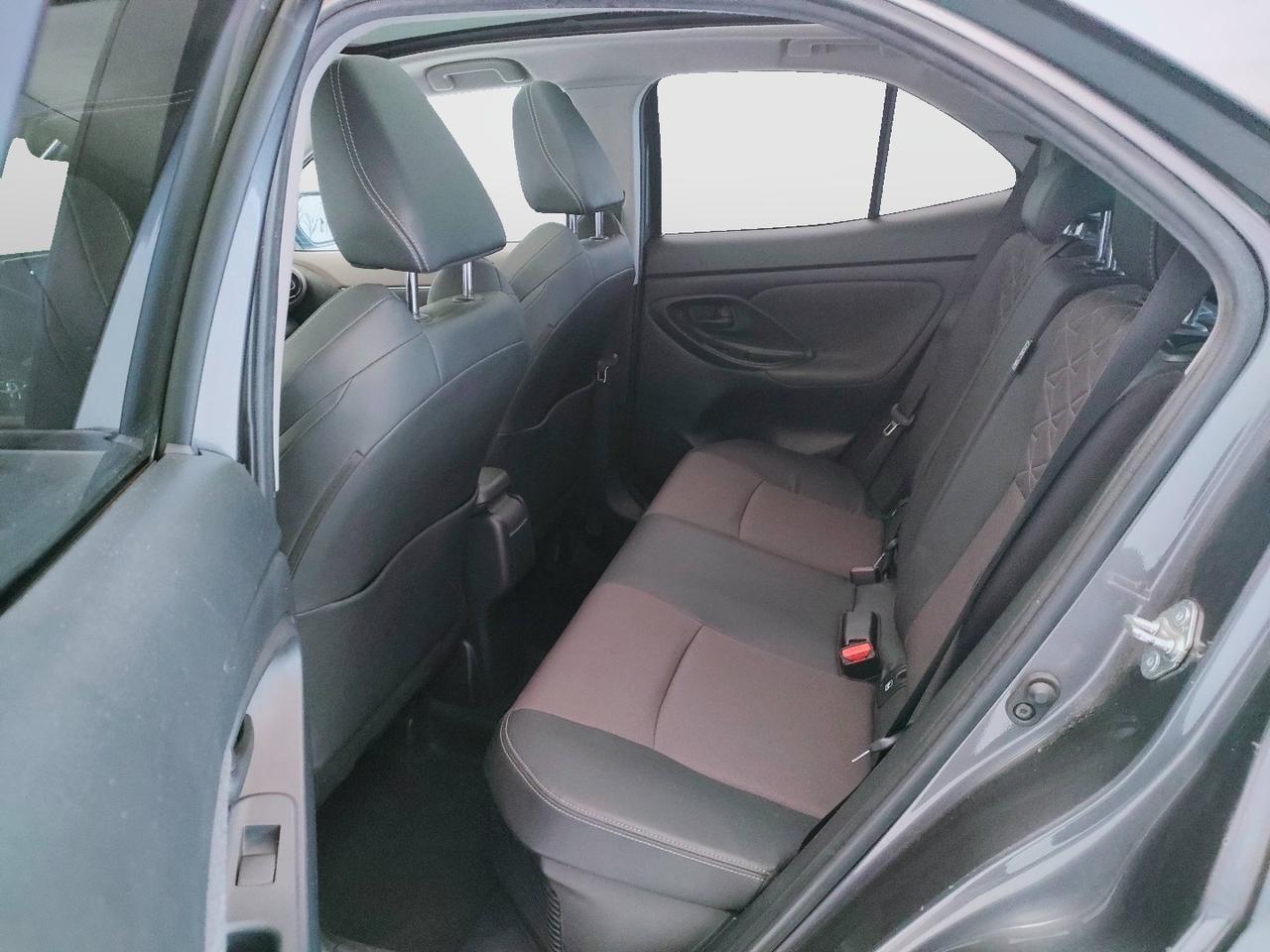 TOYOTA Yaris Cross - Yaris Cross 1.5h Lounge fwd 116cv e-cvt