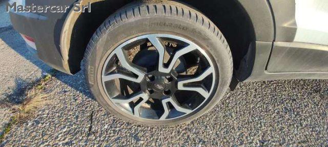 FORD EcoSport NEOPATENTATI EcoSport 1.0 Active TG : GL137SY