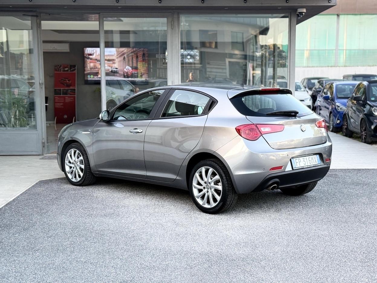 Alfa Romeo Giulietta 1.6 Diesel 120CV E6 Neo. Automatica - 2018