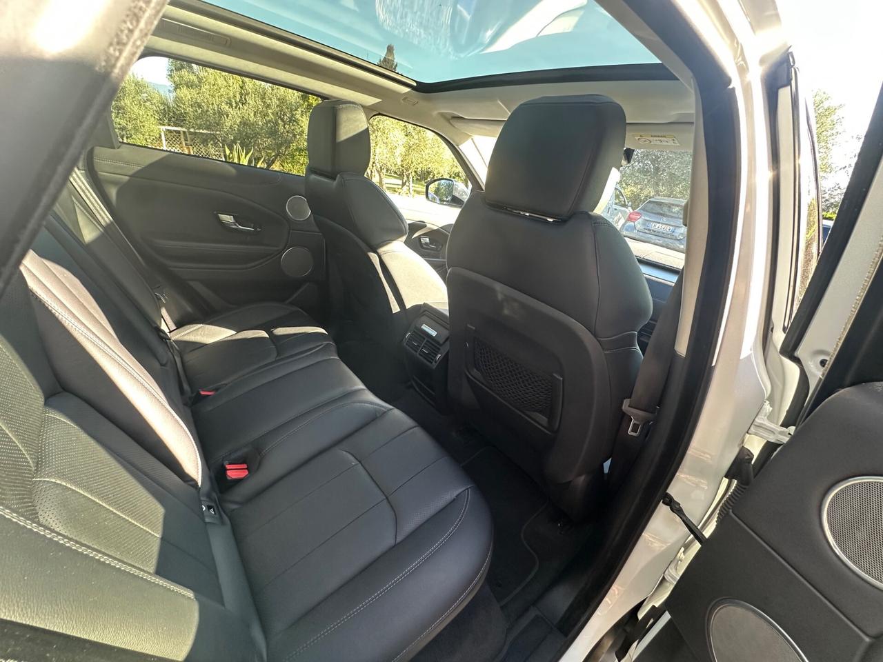 Land Rover Range Evoque 2.0 TD4 180 CV 5p. SE Dynamic