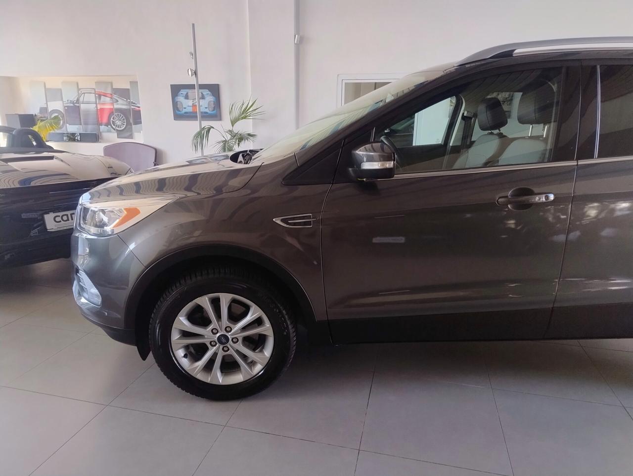 Ford Kuga 1.5 TDCI 120 CV S&S 2WD Titanium