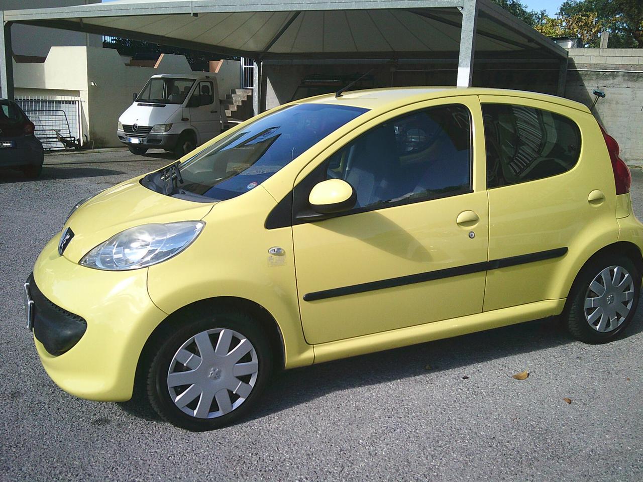 Peugeot 107 1.0 68CV 3p. Desir