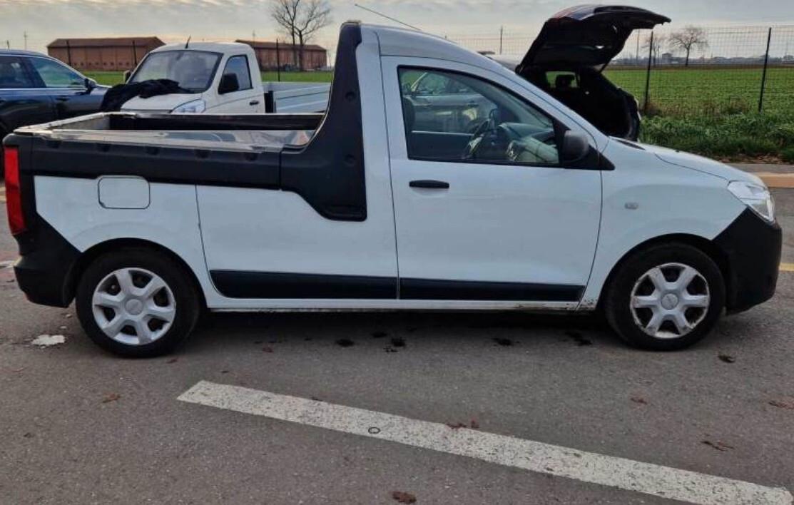 DACIA DOKKER PICK UP 1.5 DCI IVA ESPOSTA