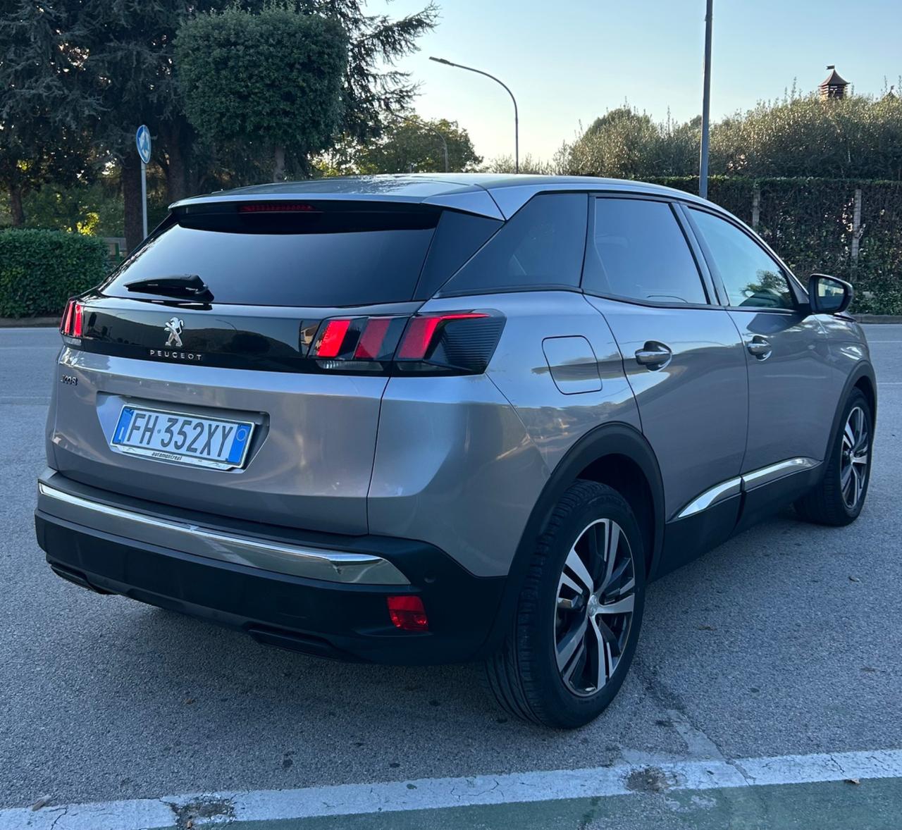 Peugeot 3008 1.6 BlueHDi 120cv Allure