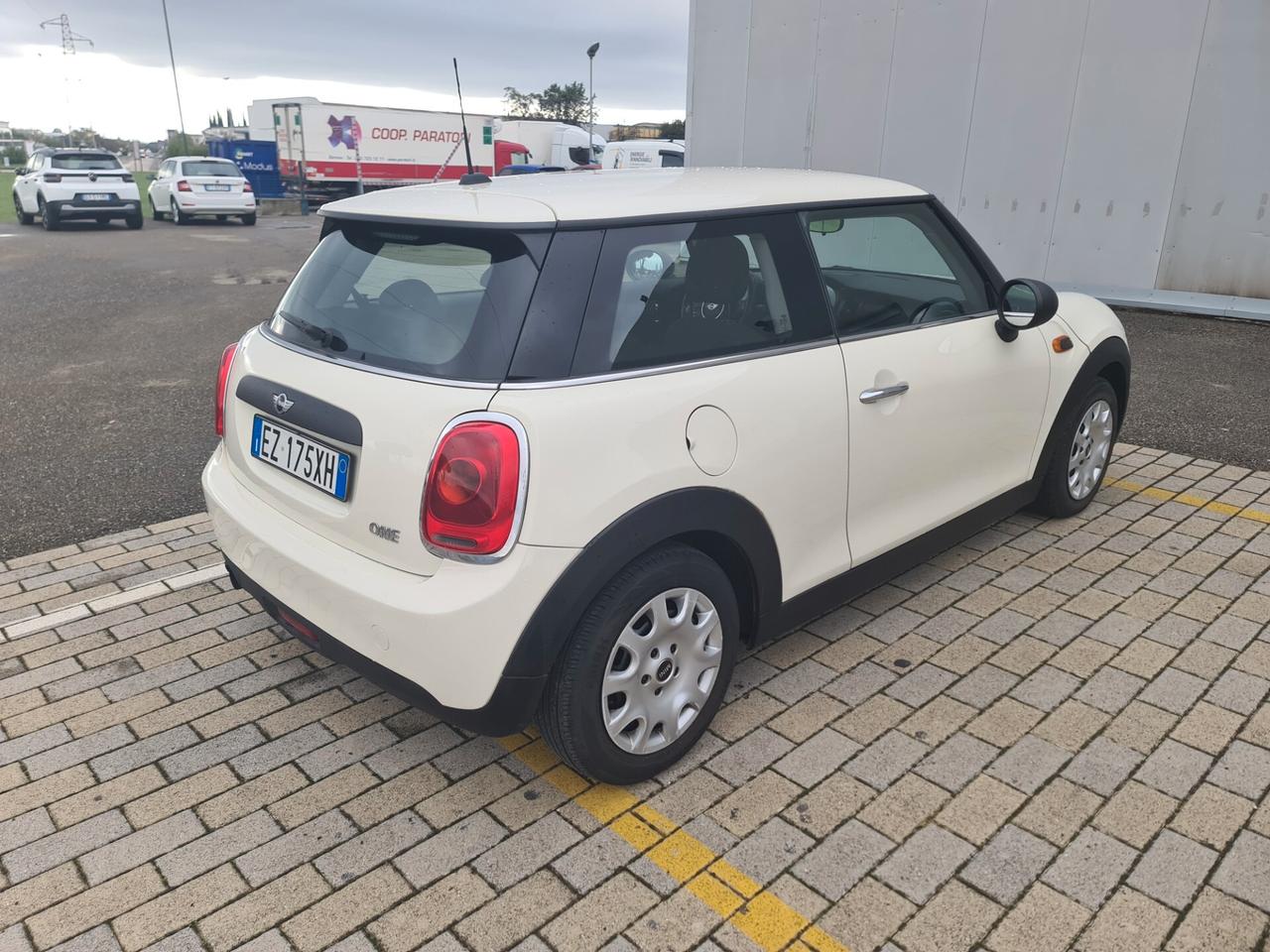Mini 1.2 One 75 CV