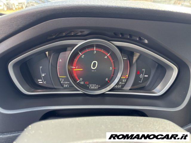 VOLVO V40 D2 Kinetic