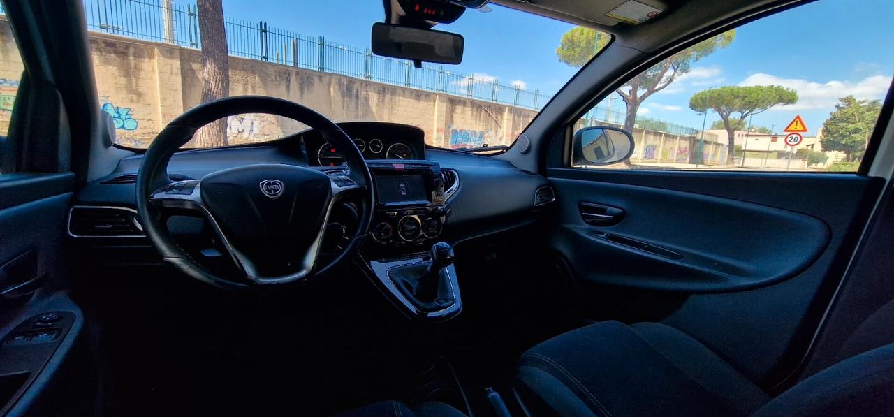 Lancia Ypsilon 1.3 MJT 16V 95 CV 5 porte S&S Platinum
