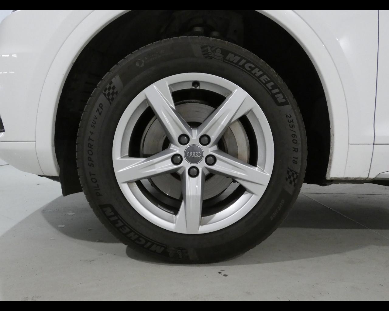 AUDI Q5 2ª serie - Q5 2.0 TDI quattro S tronic Business Sport