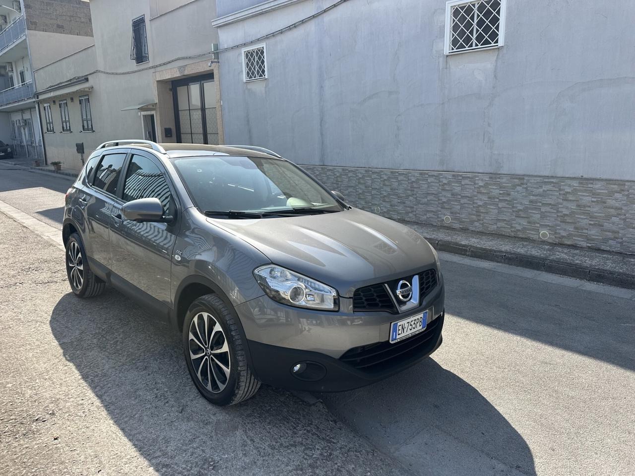 Nissan Qashqai 1.6 dCi n-tec 2012 4WD