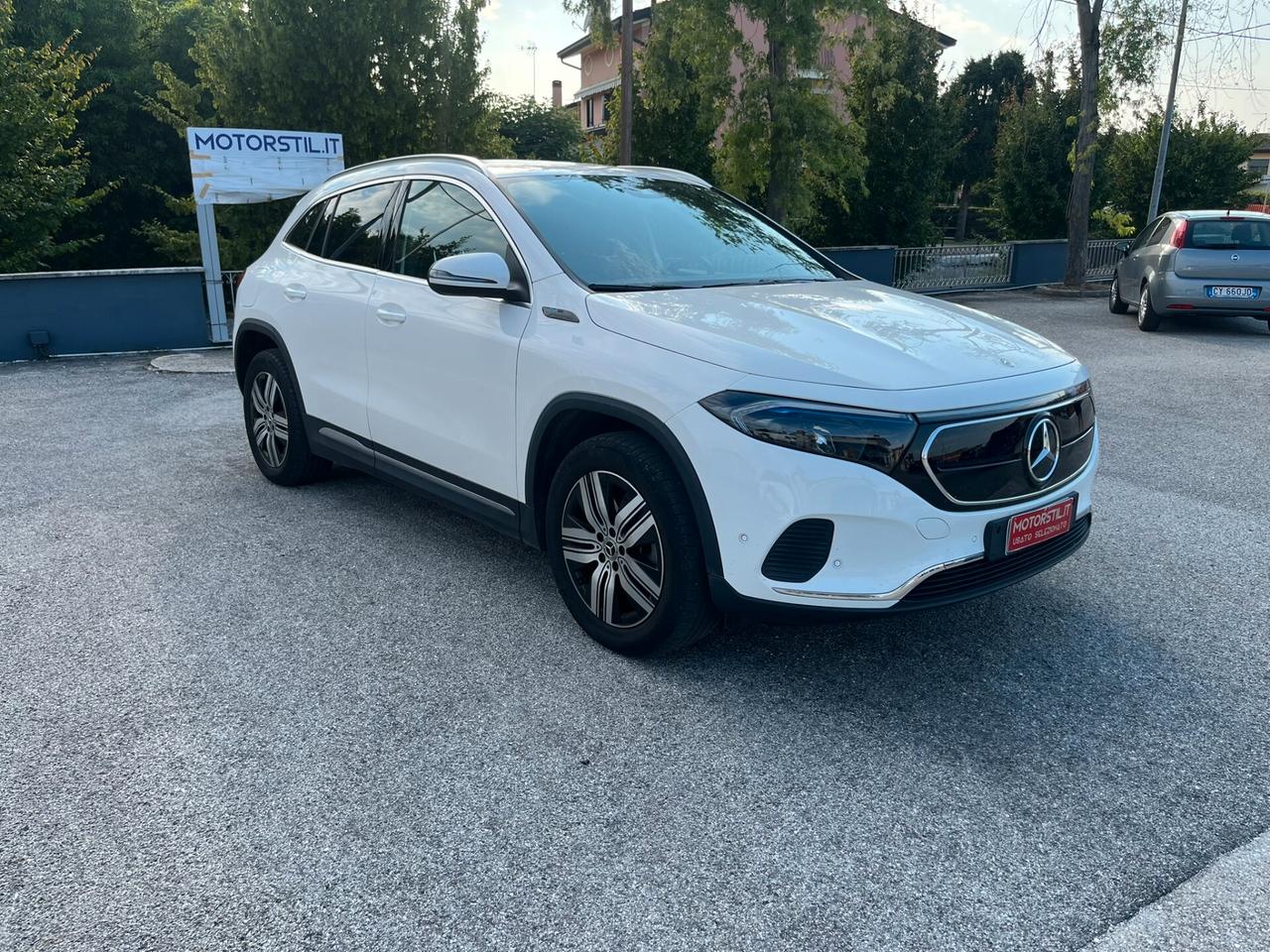 Mercedes-benz EQA 250 Premium Plus