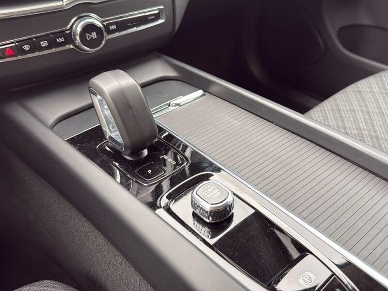 Volvo XC60 B4 D automatico Core