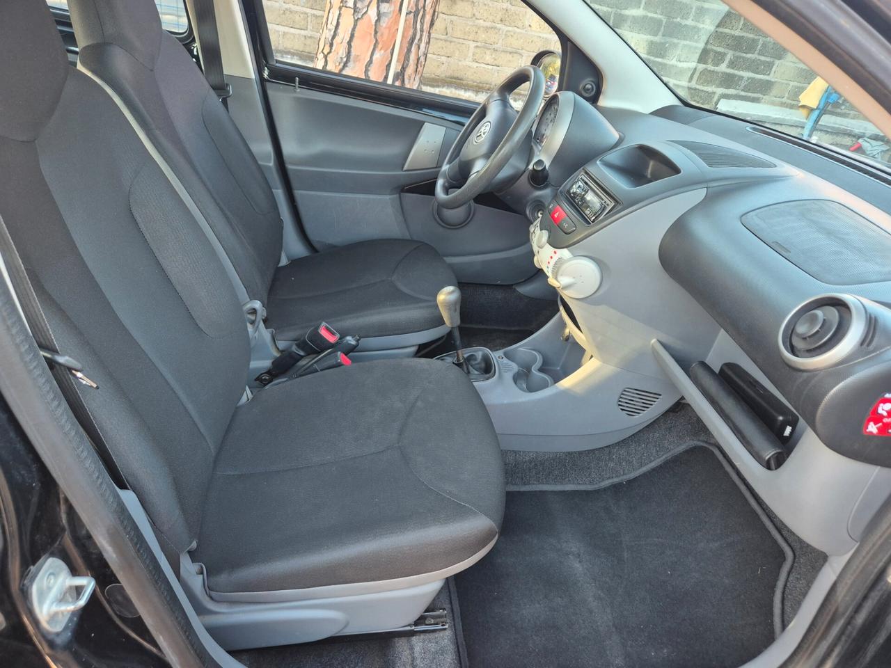 Toyota Aygo 1.0 12V VVT-i 5 porte Now