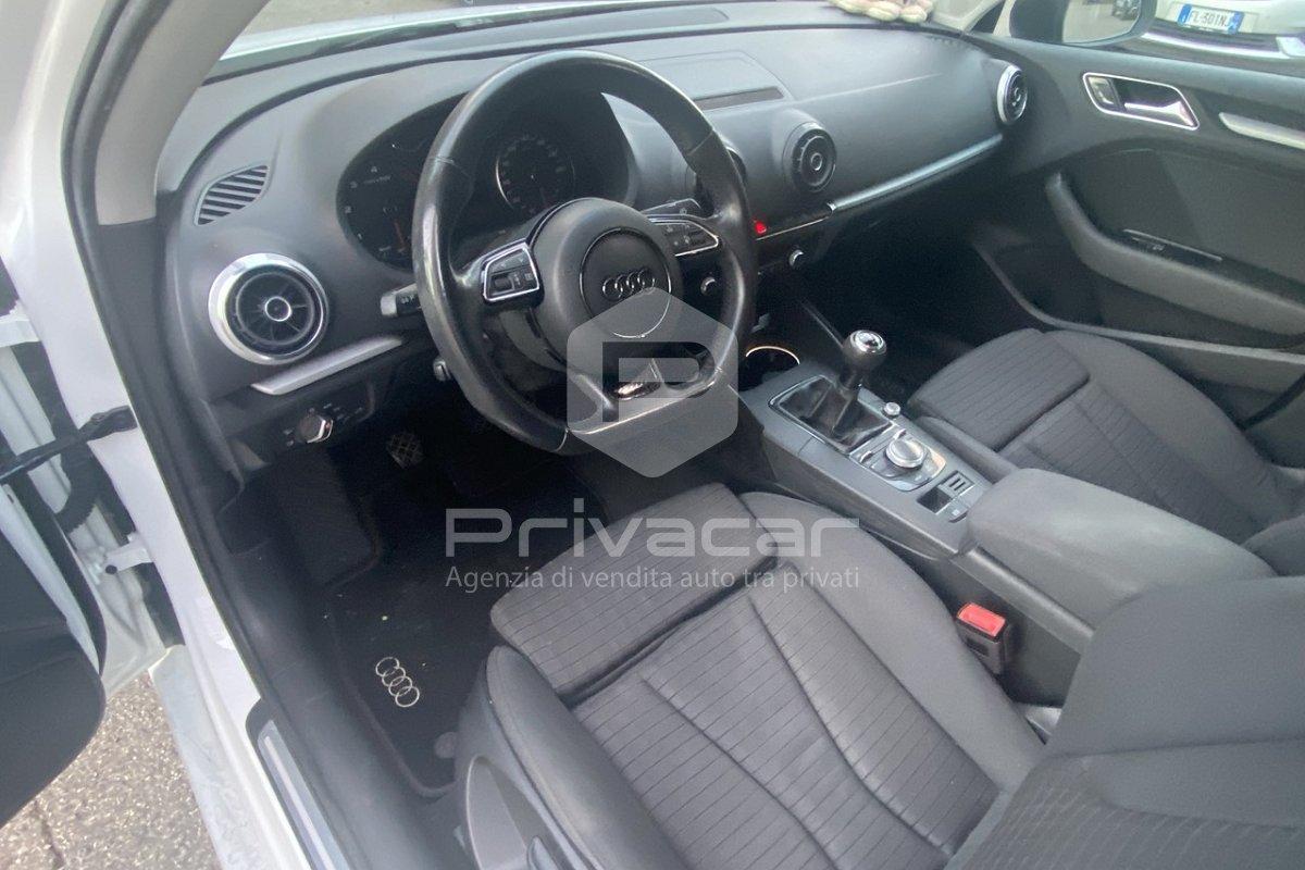 AUDI A3 Sedan 1.6 TDI clean diesel Ambiente