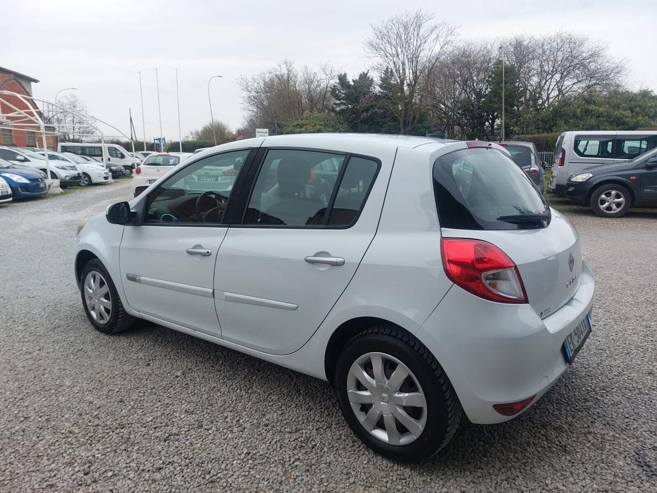 Renault Clio 1.2 16V 5 porte GPL UNICO PROPRIETARIO