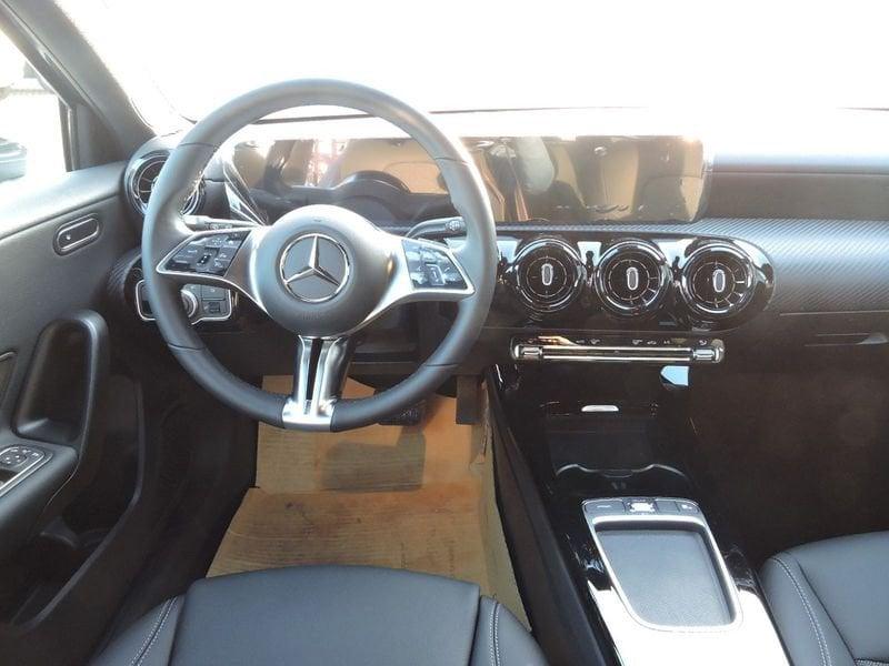 Mercedes-Benz Classe A A 180 Automatic Advanced KM ZERO