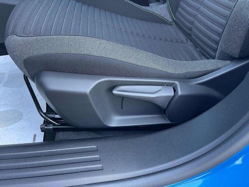 Peugeot 2008 1.2 puretech Active s&s 100cv - KM0