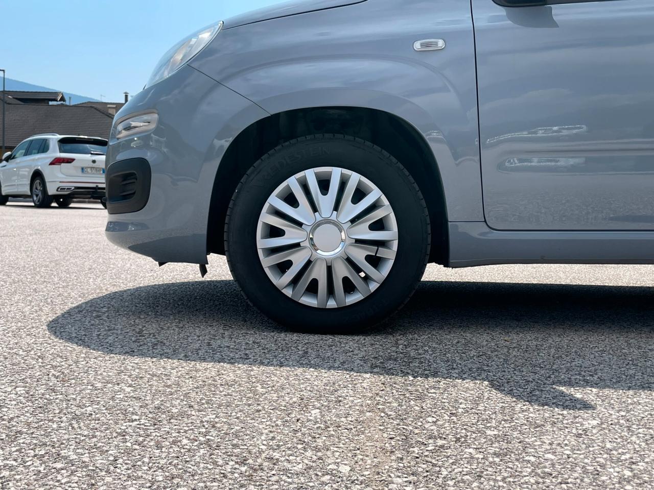Fiat Panda 1.2 Easy 69cv "49.000 KM"