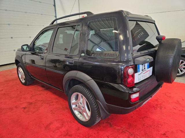 LAND ROVER - Freelander SW 2.0 td4 SE