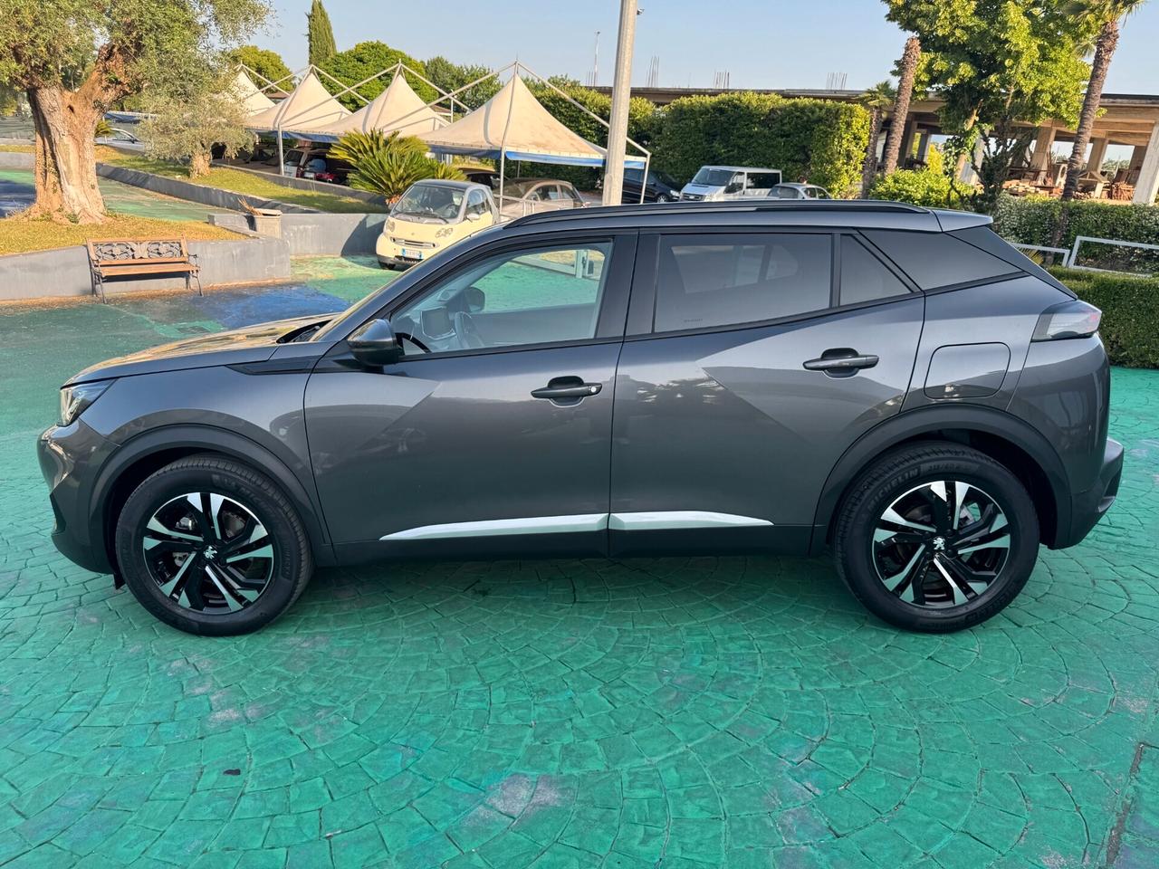 Peugeot 2008 PureTech 130 S&S GT