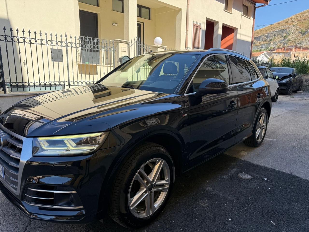 Audi Q5 40 TDI quattro S tronic line plus
