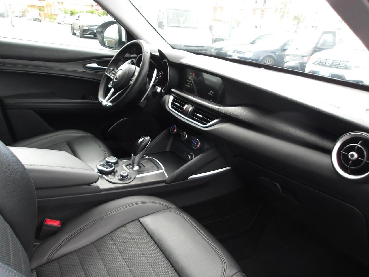 Alfa Romeo Stelvio 2.2 t Super Q4 210cv auto