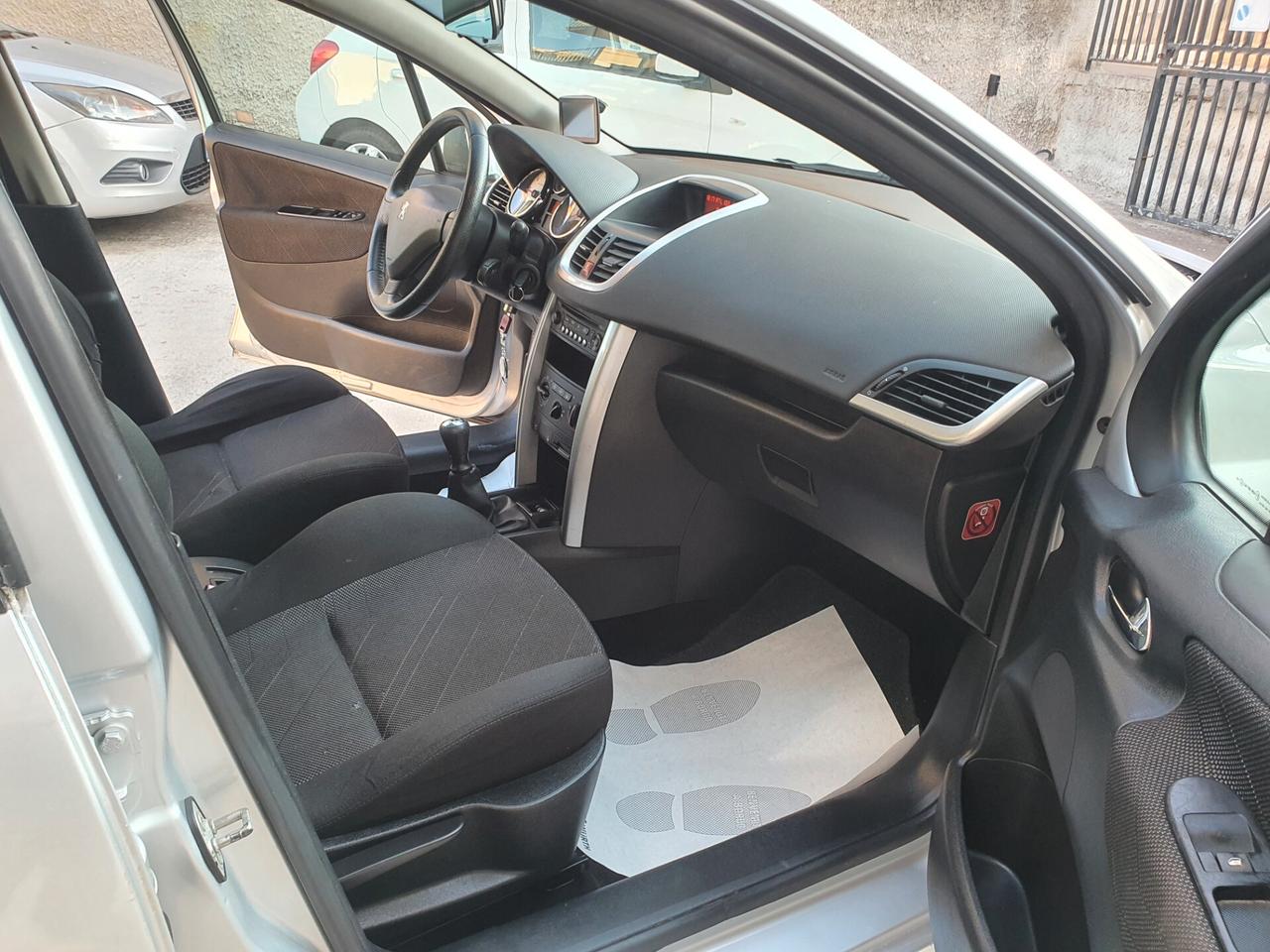 Peugeot 207 1.6 HDi 90CV 5p. XS