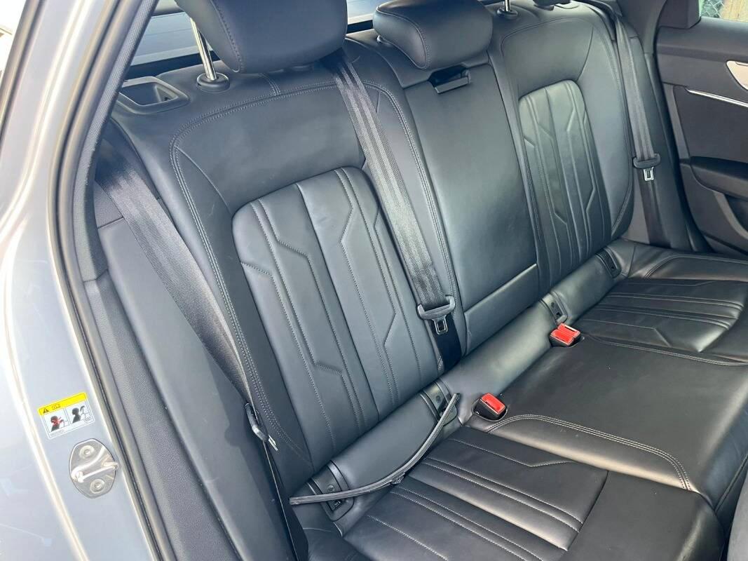 Audi A6 Avant 40 2.0 tdi mhev Business Sport s-tronic