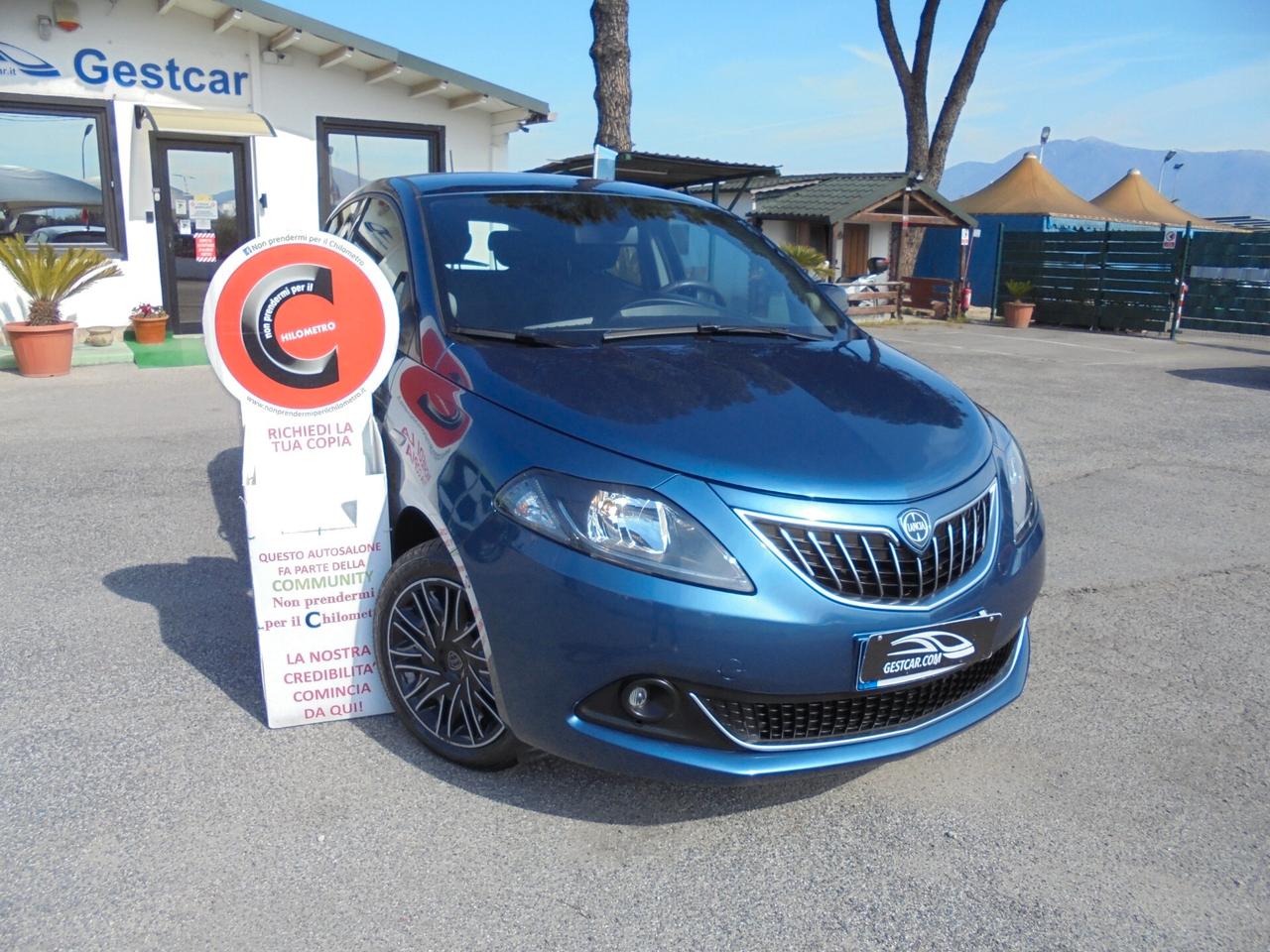 Lancia Ypsilon 1.0 FireFly 5 porte S&S Hybrid Gold