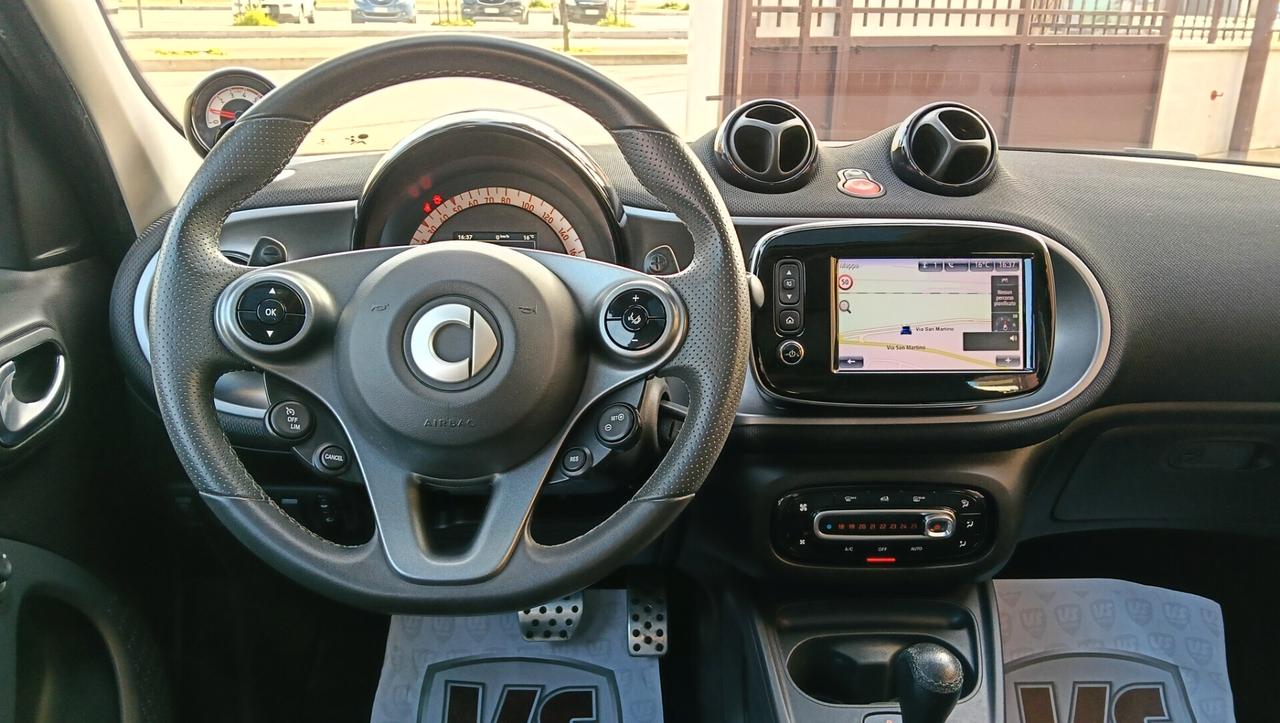 SMART FORFOUR 0.9 BENZ-TETTO-NAVI