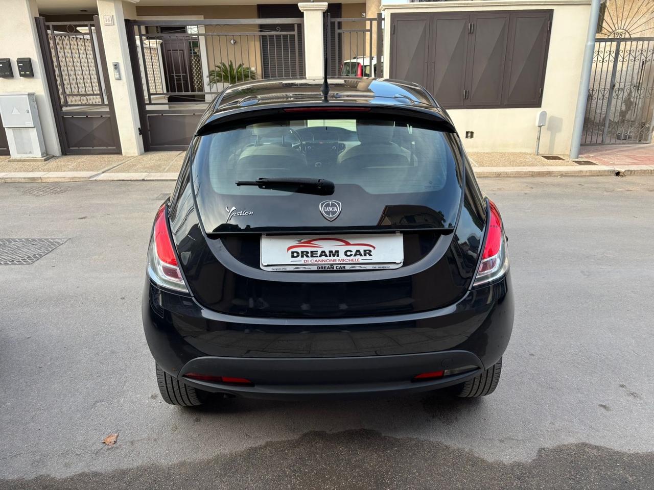 Lancia Ypsilon 1.2 69 CV 5 porte GPL Ecochic Platinum