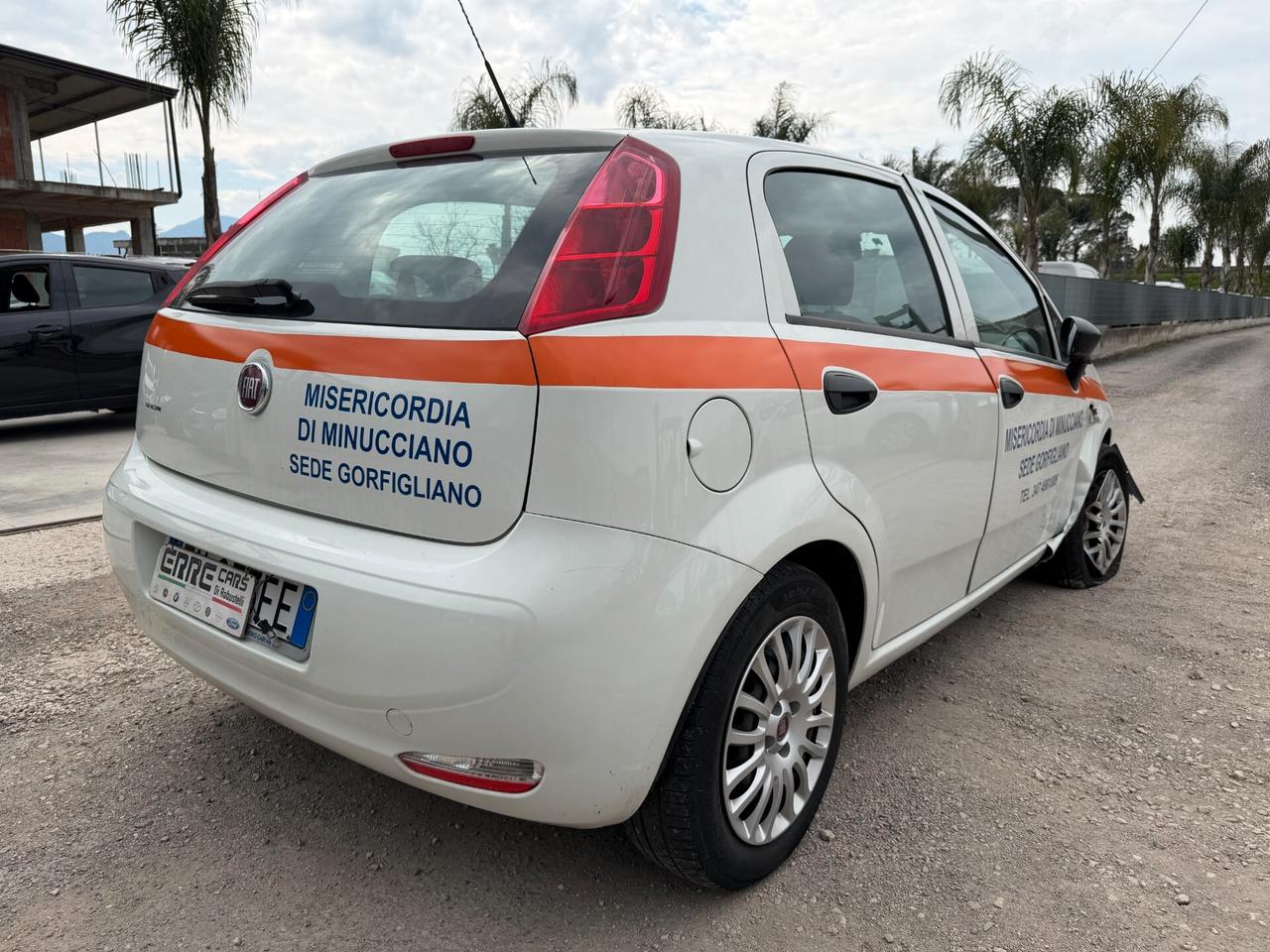 FIAT PUNTO ANNO 2017 1.3 MJT 95 CV *SINISTRATA