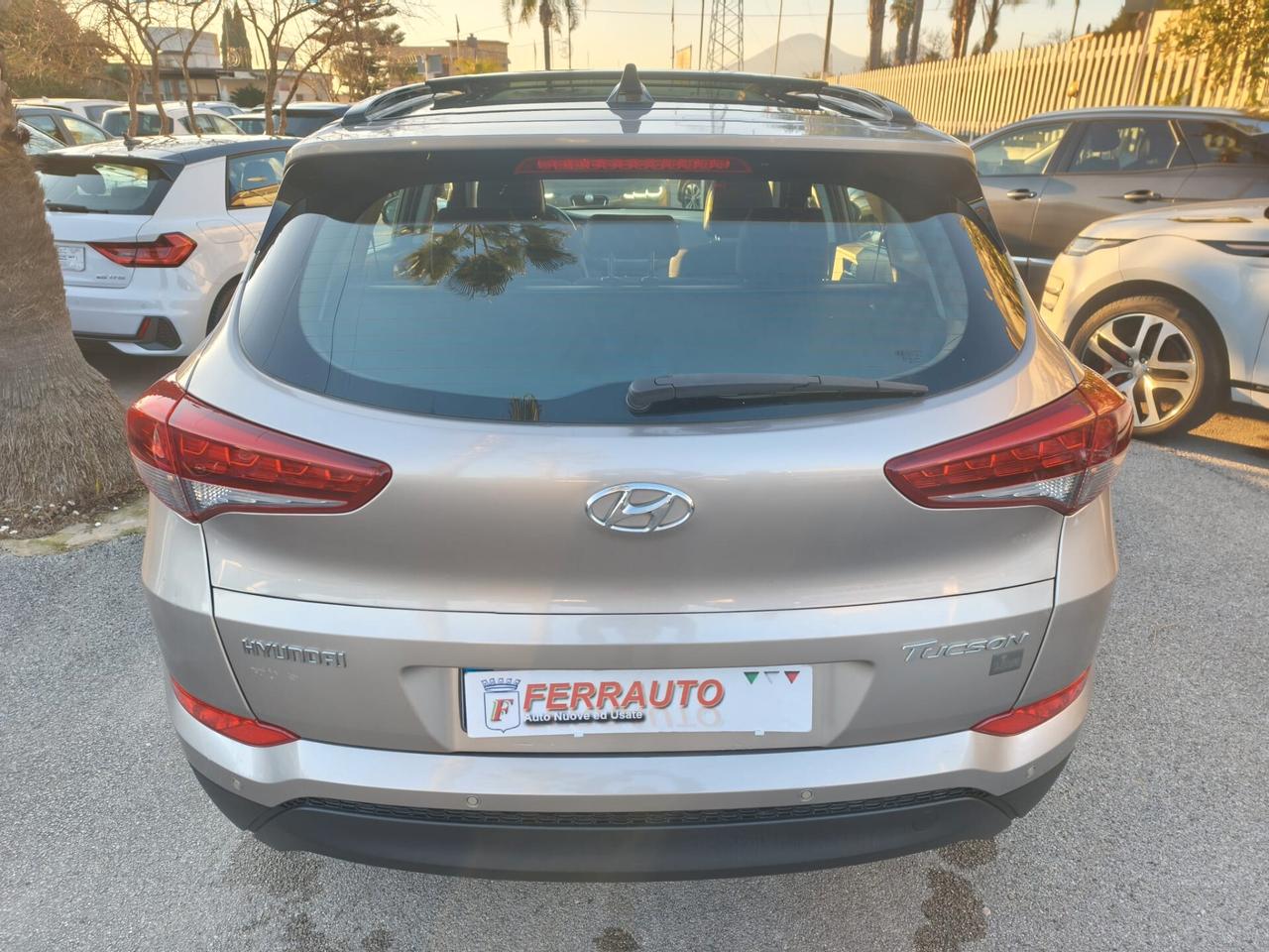 HYUNDAI TUCSON 1.6CRDI 116CV XTECH TETTO APRIBILE