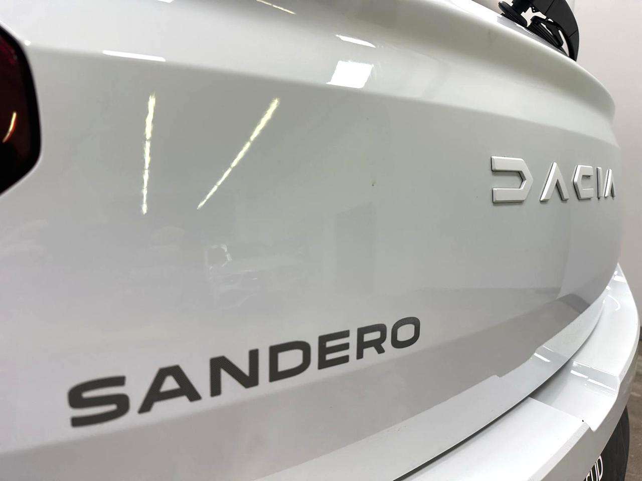 DACIA Sandero Stepway III 2021 - Sandero Stepway 1.0 tce Expression 90cv