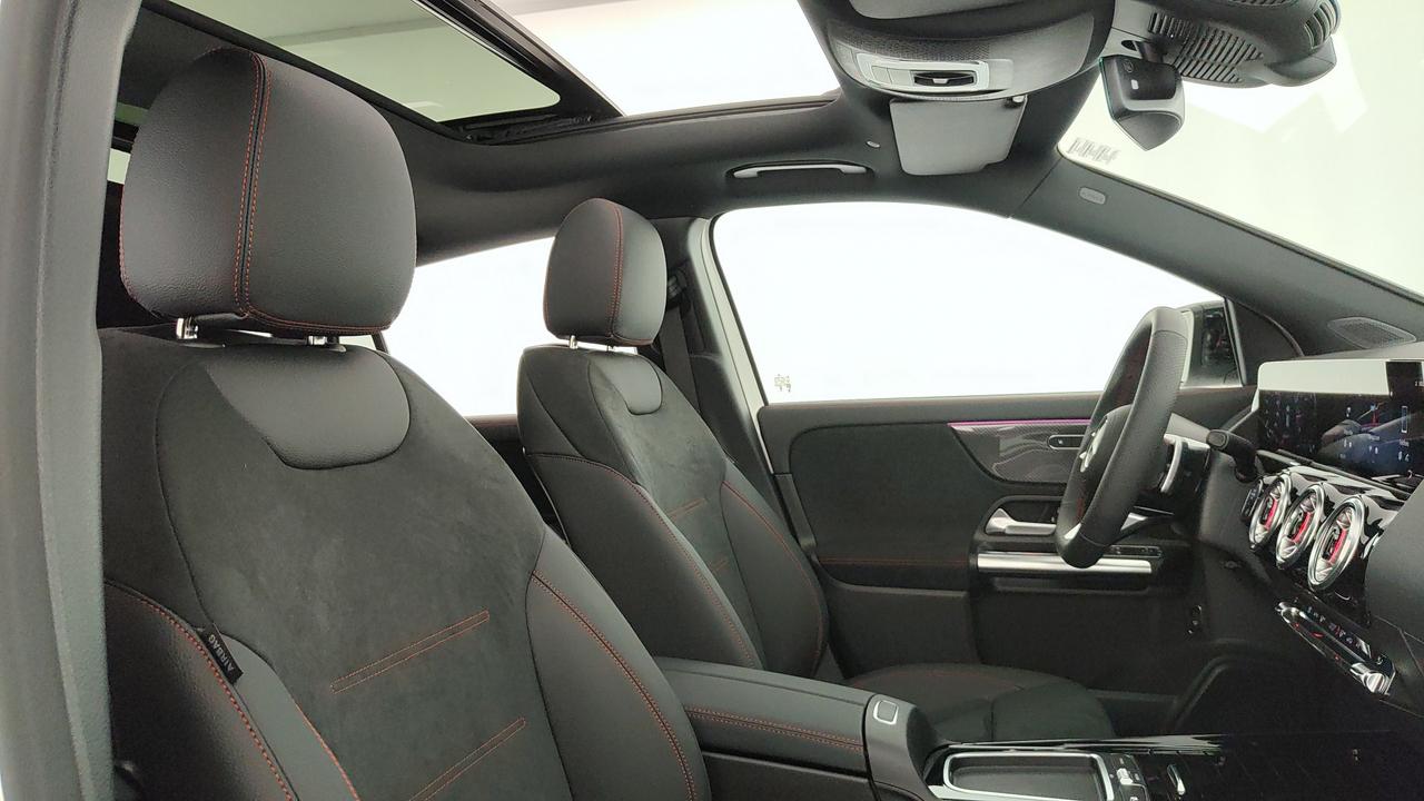 Mercedes-Benz GLA 180 d Automatic