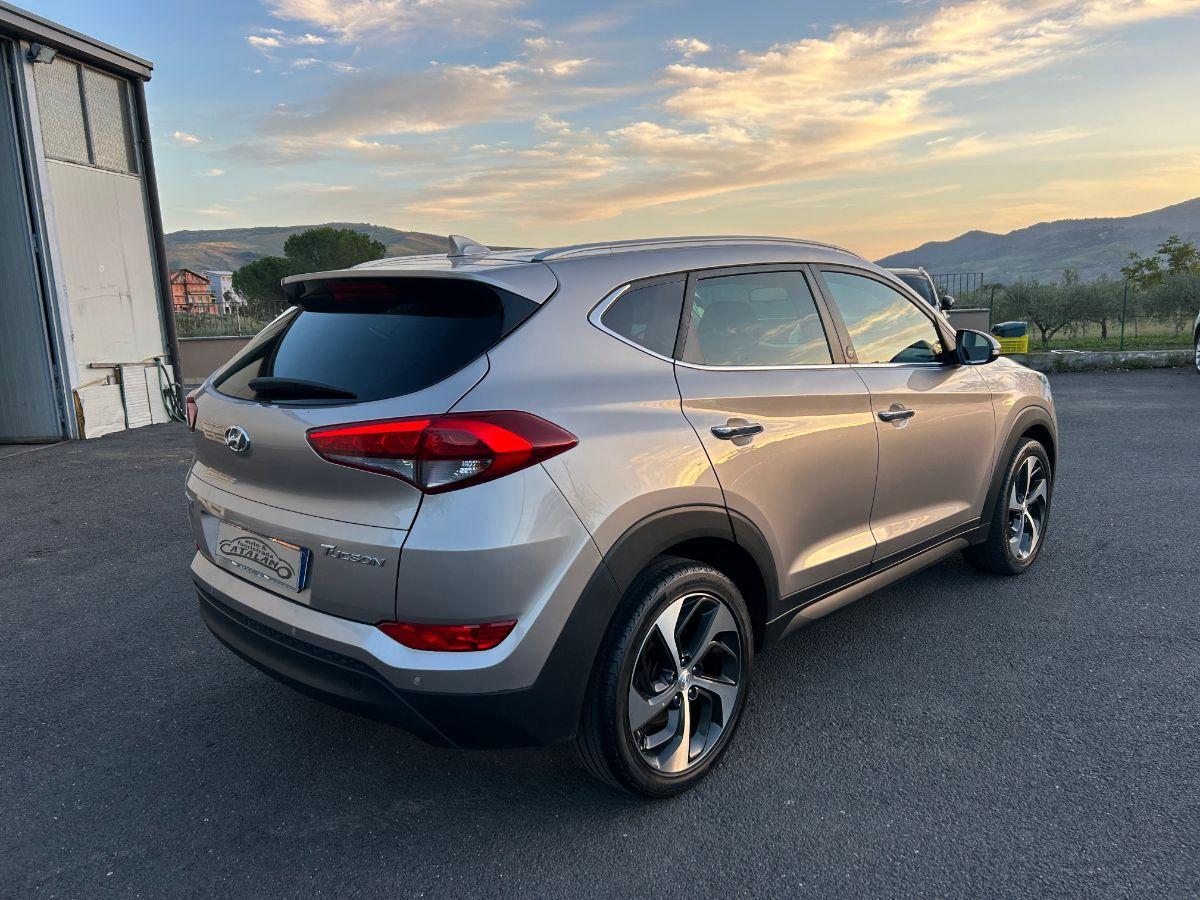 HYUNDAI - Tucson - 1.7 CRDi Sound Edition