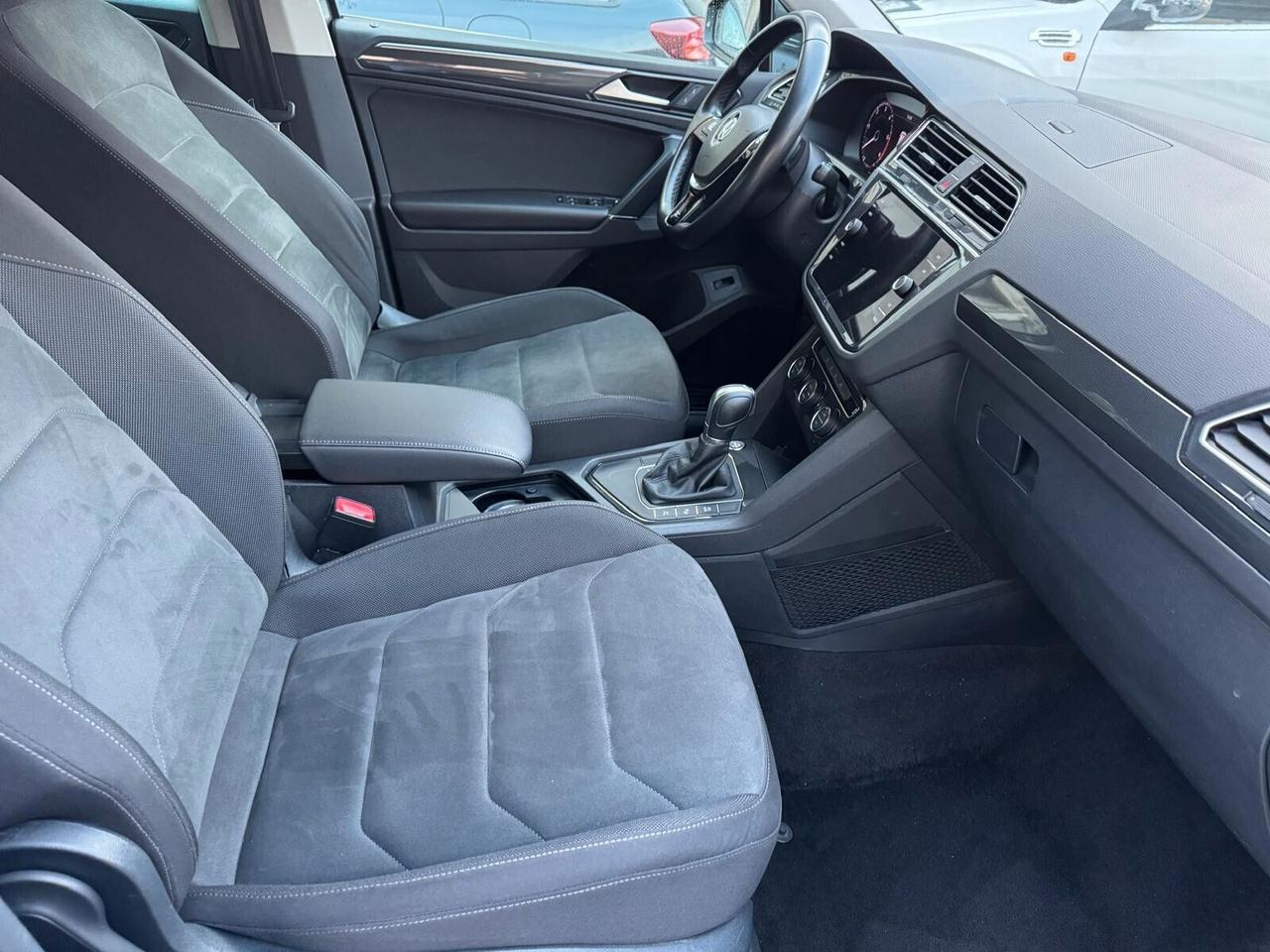 Volkswagen Tiguan 2.0 TDI SCR DSG Business BlueMotion Technology*FULL NAVI