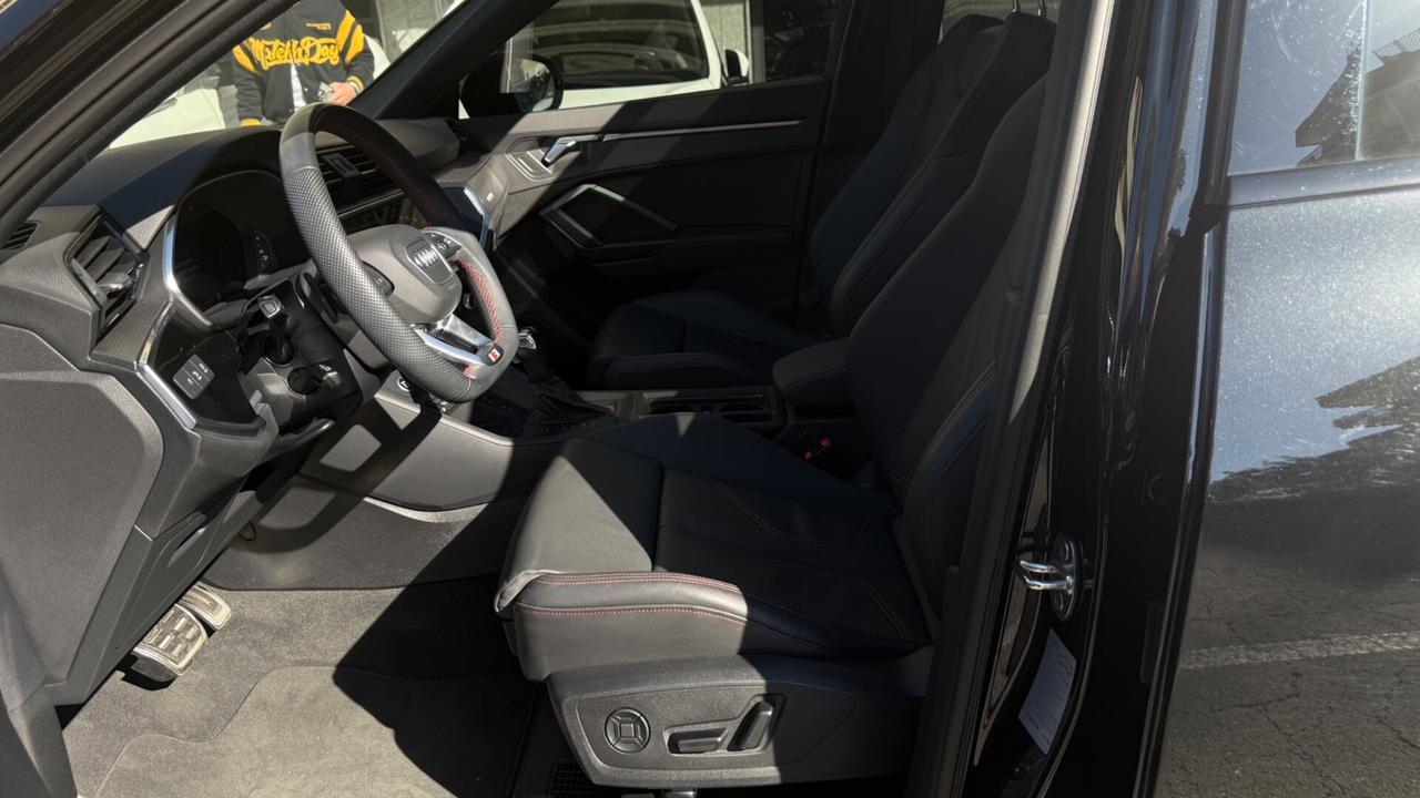 Audi Q3 40 TDI quattro S tronic S line edition MATRIX PELLE VOLANTE TRE RAZZE TETTO CERCHI 20 KAMERA 360 PDC
