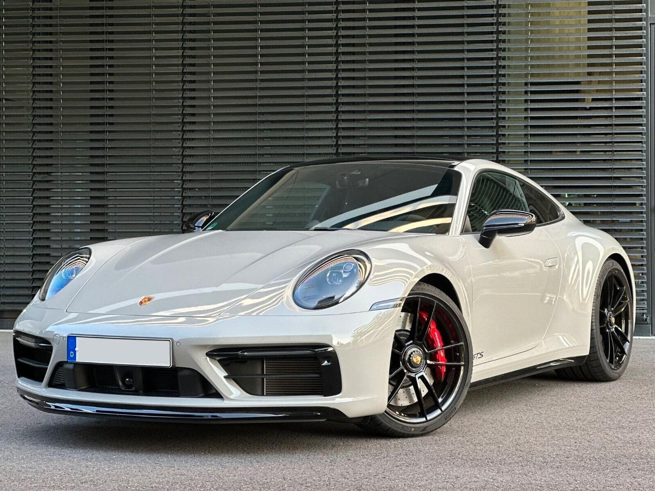 Porsche 992 GTS Coupe' 480 cv