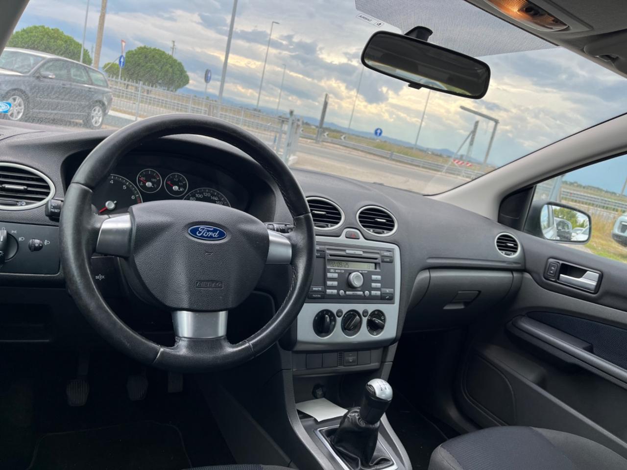 Ford Focus CC Focu+ 1.6 TDCi ok neopatentati garanzia