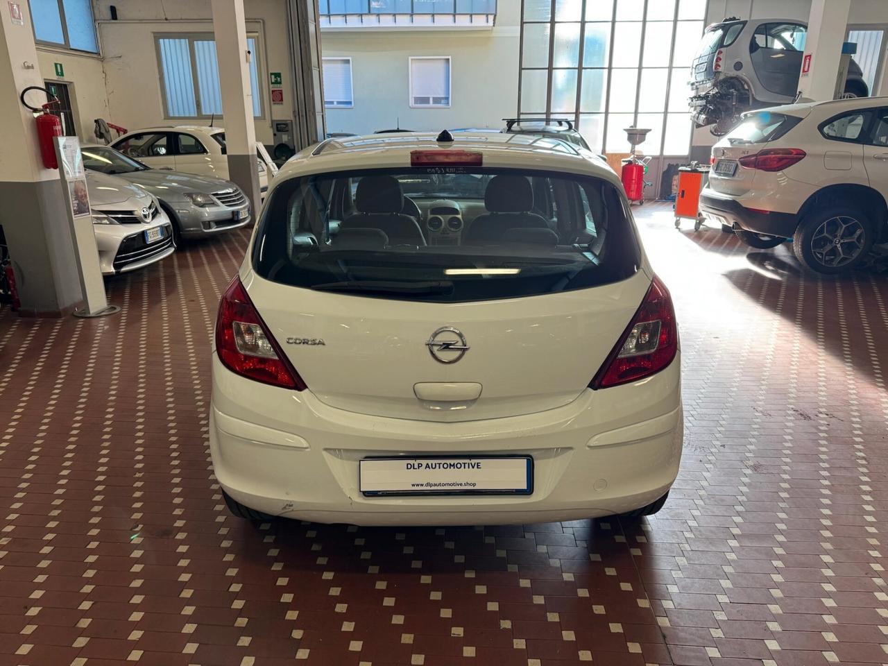 Opel Corsa 1.2 5 porte Cosmo - IDEALE PER NEOPATENTATI